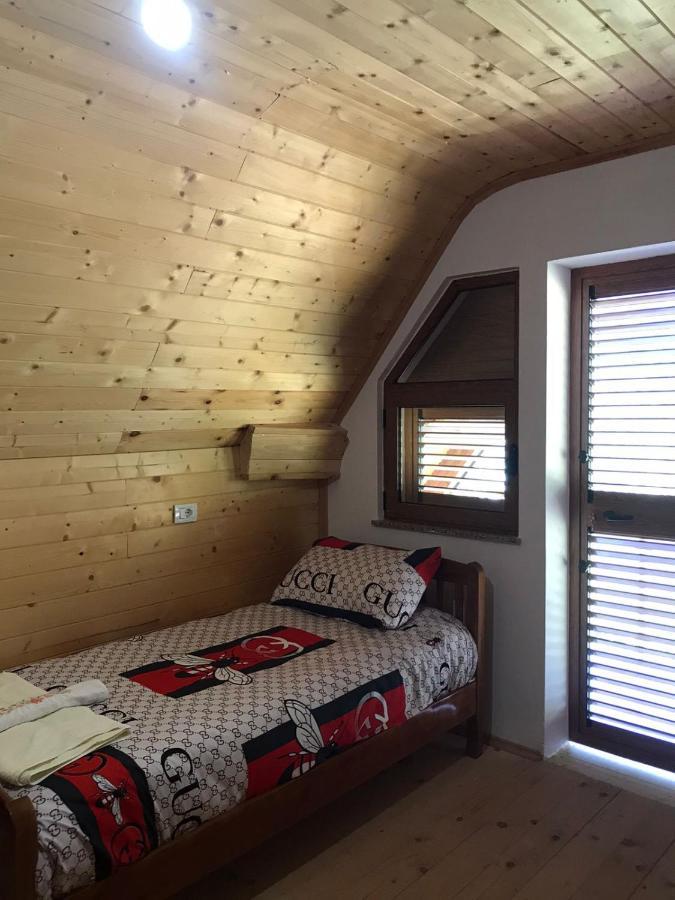 Elvis Blini Thethi Hotel Bagian luar foto